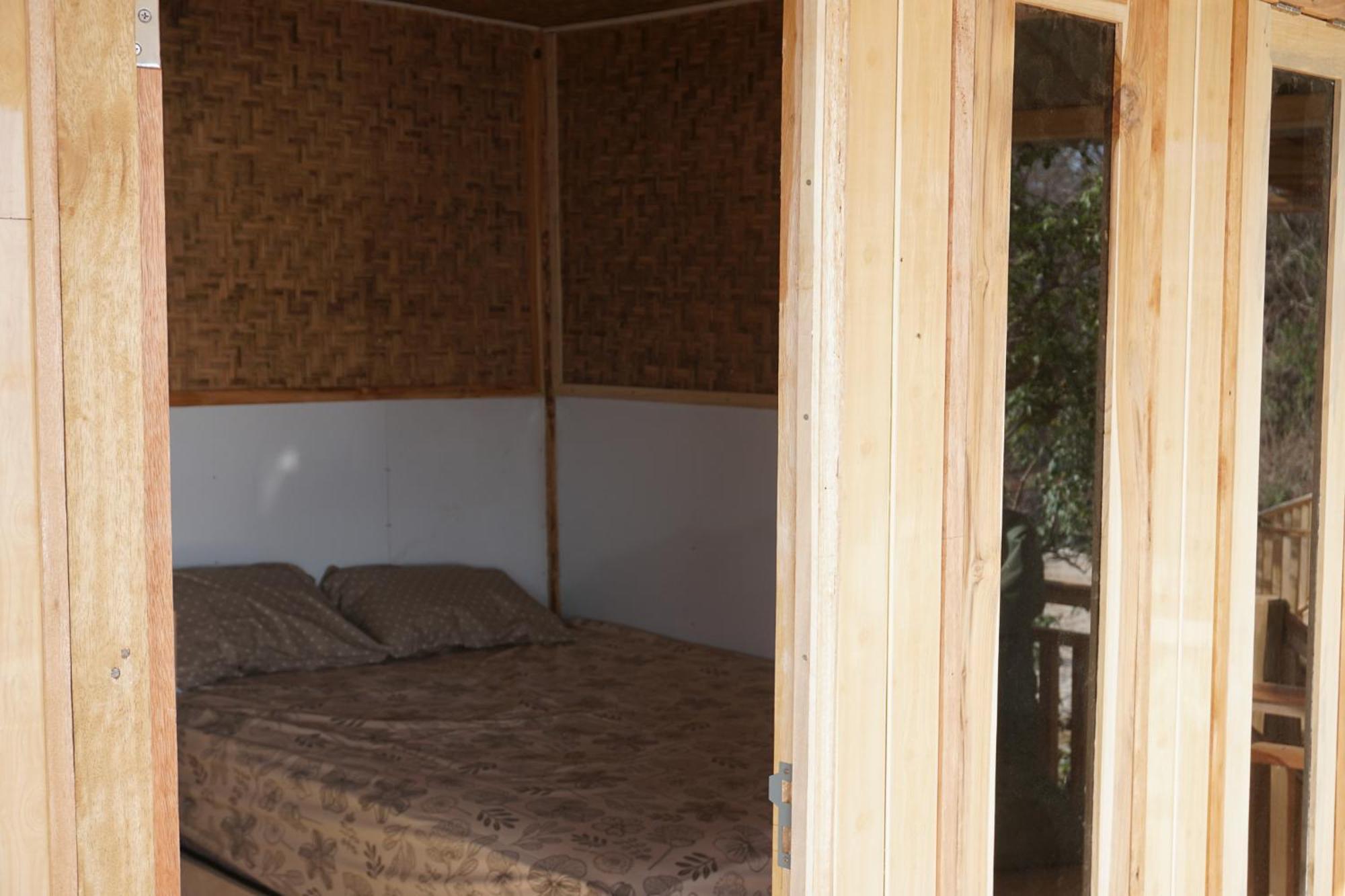 Boneputeh Homestay Taliwang Habitación foto
